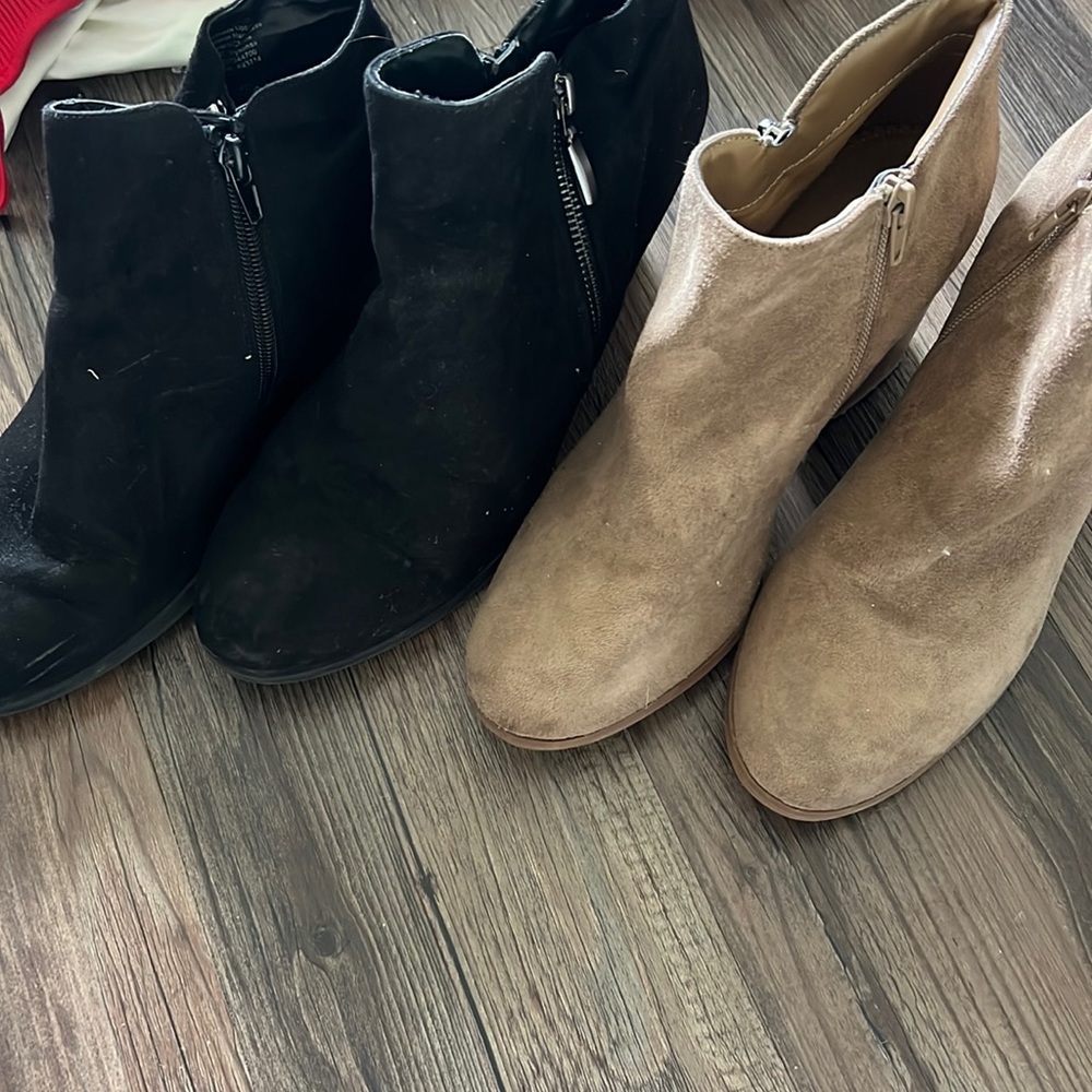 COPY - Set of black and tan boots